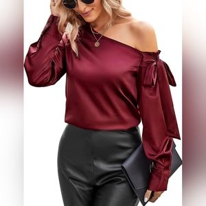 Vidussa Silk Cold Shoulder Blouse Size Small  NWOT